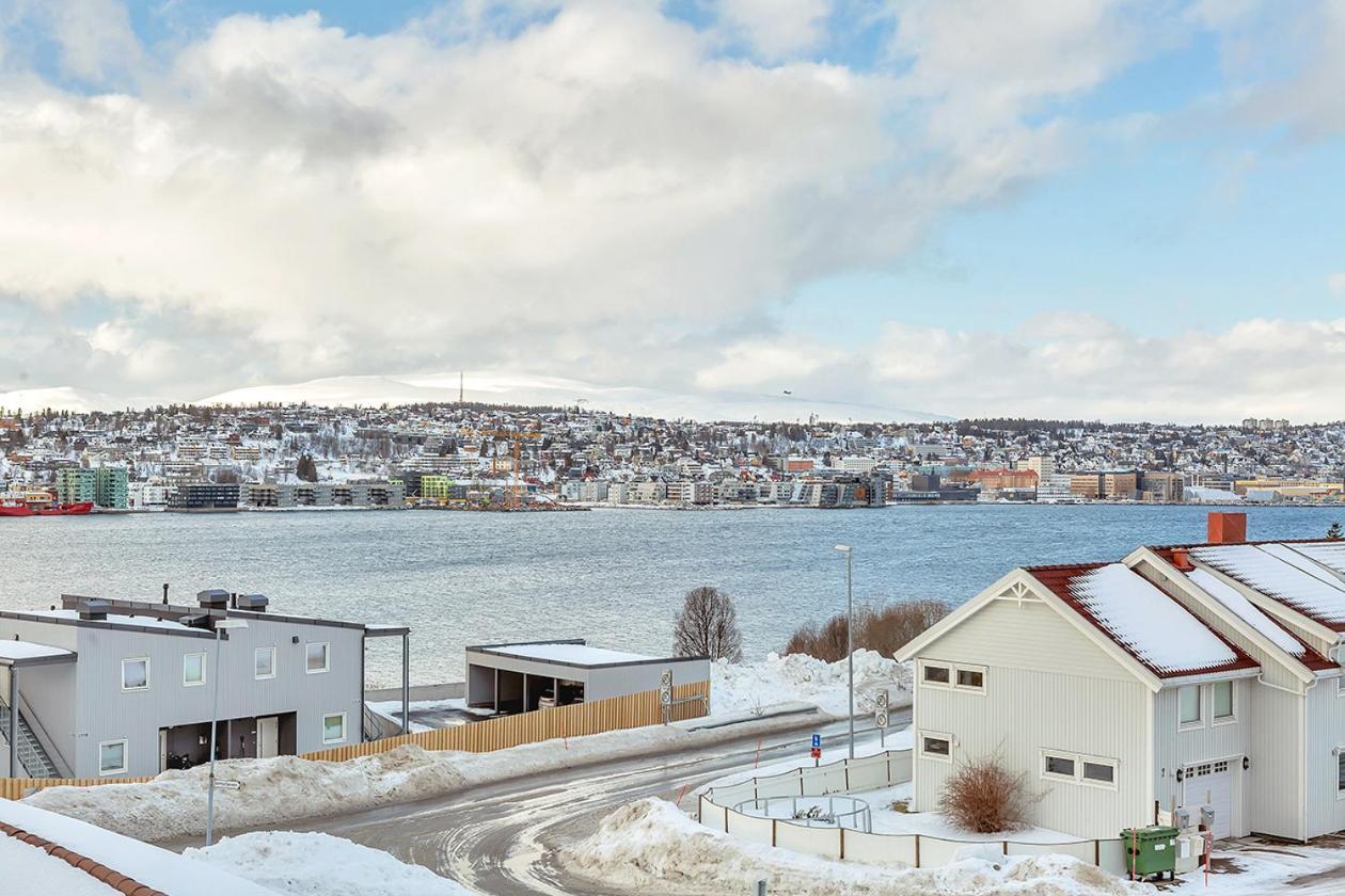 Bramy Apartments The Home Tromsø Esterno foto